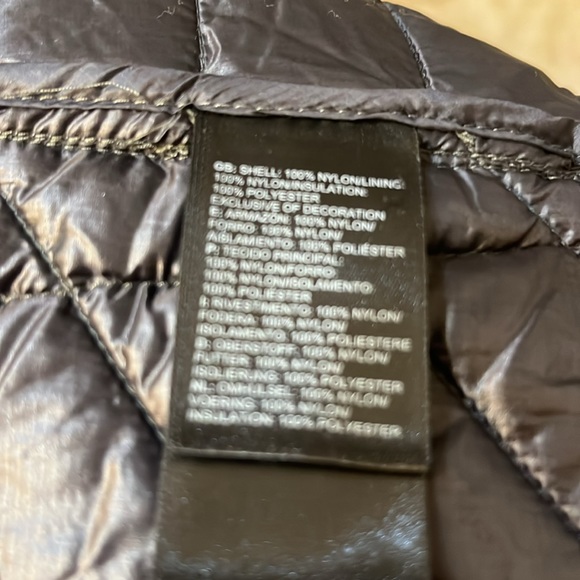 The North Face Thermoball black vest, size M, NWOT. - Picture 8 of 8
